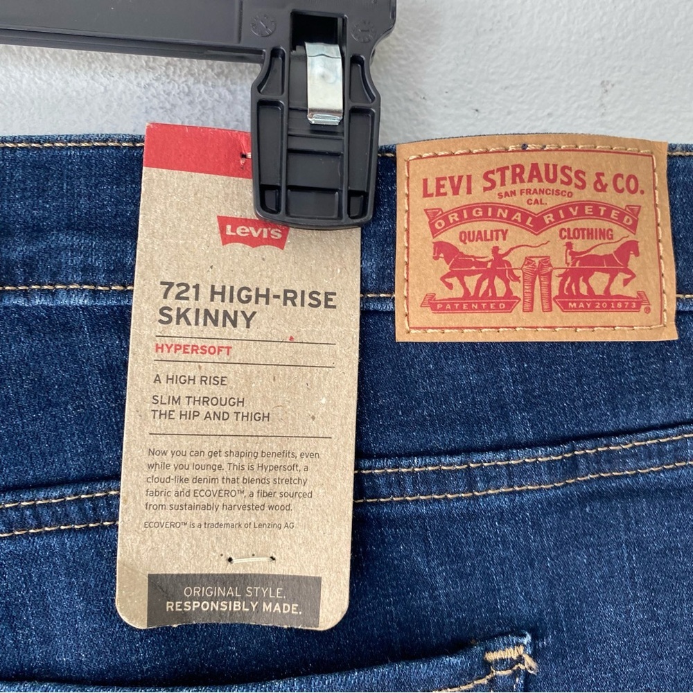 Levi’s Women’s 721 High-Rise Skinny Jeans Dark Wash Size 24W Plus NWT - Picture 6 of 12